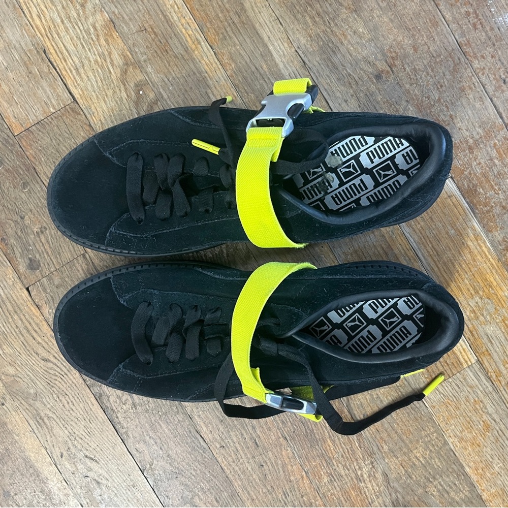 Puma platform trace buckle trainers - black suede